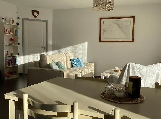 홈스테이 Chambre Chez L'Habitant *